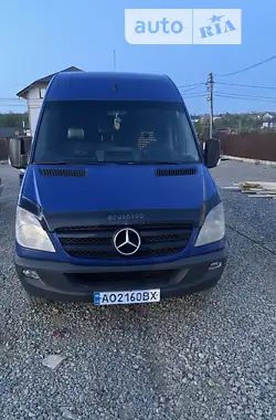 Mercedes-Benz Sprinter 2009 - пробег 450 тыс. км