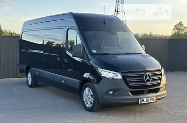 Mercedes-Benz Sprinter 2019 - пробег 104 тыс. км