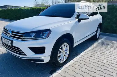 Volkswagen Touareg 2015 - пробіг 237 тис. км