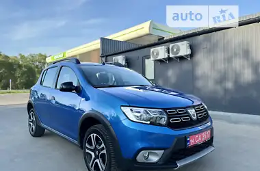 Dacia Sandero StepWay 2018 - пробіг 170 тис. км
