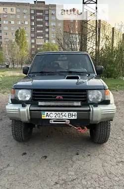 Mitsubishi Pajero 1994 - пробег 440 тыс. км