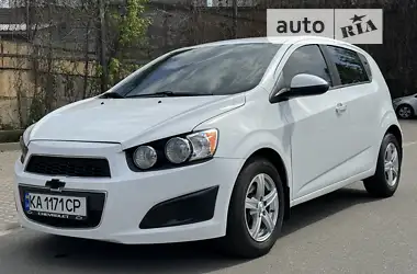 Chevrolet Sonic 2015 - пробіг 98 тис. км