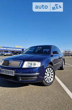 Skoda Superb 2003 - пробег 275 тыс. км