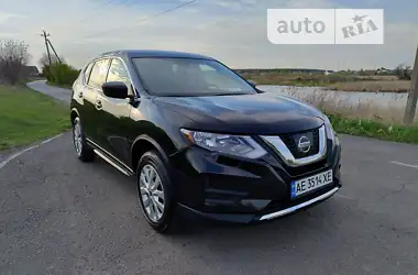 Nissan Rogue 2019 - пробег 25 тыс. км