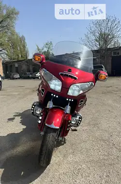 Honda GL 1800 Gold Wing 2008 - пробег 82 тыс. км