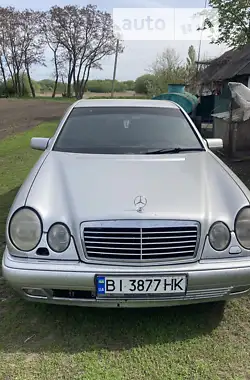 Mercedes-Benz E-Class 1998 - пробег 500 тыс. км