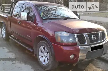 Nissan Titan 2004 - пробег 120 тыс. км