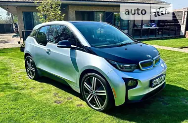 BMW I3 2015 - пробег 115 тыс. км