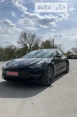 Tesla Model 3 2018 - пробіг 91 тис. км