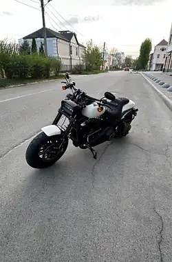 Harley-Davidson Fat Bob 2018 - пробег 4 тыс. км
