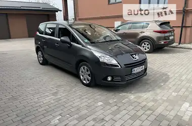 Peugeot 5008 2010 - пробег 300 тыс. км