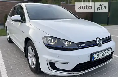 Volkswagen e-Golf 2015 - пробіг 118 тис. км