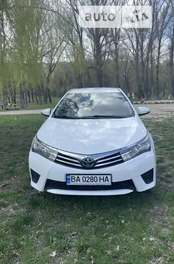 Toyota Corolla 2014 - пробіг 204 тис. км