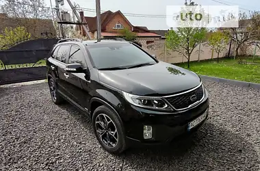 Kia Sorento 2012 - пробіг 213 тис. км