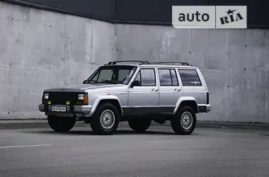 Jeep Cherokee 1992 - пробіг 243 тис. км