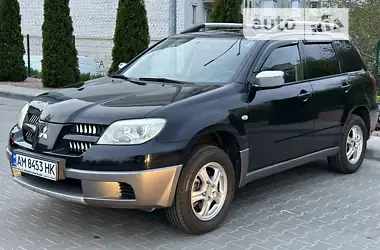 Mitsubishi Outlander 2005 - пробег 196 тыс. км