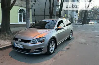 Volkswagen Golf 2015 - пробег 130 тыс. км