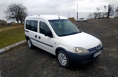 Opel Combo 2006 - пробіг 330 тис. км