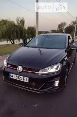 Volkswagen Golf GTI 2020 - пробіг 24 тис. км