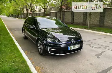 Volkswagen e-Golf 2015 - пробіг 135 тис. км