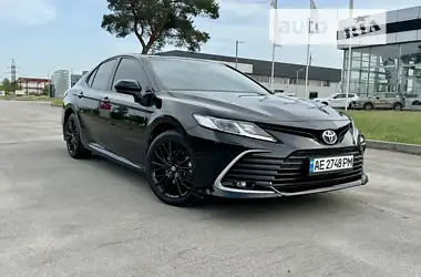 Toyota Camry 2021 - пробіг 37 тис. км