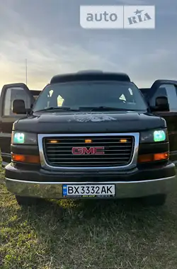 GMC Savana 2006 - пробег 128 тыс. км