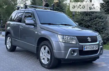 Suzuki Grand Vitara 2006 - пробег 233 тыс. км