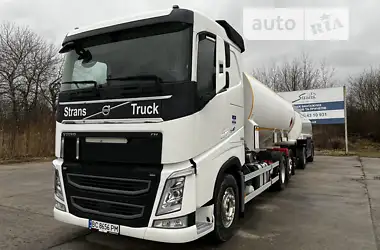 Volvo FH 13 2017 - пробег 679 тыс. км