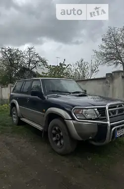 Nissan Patrol 1999 - пробег 300 тыс. км