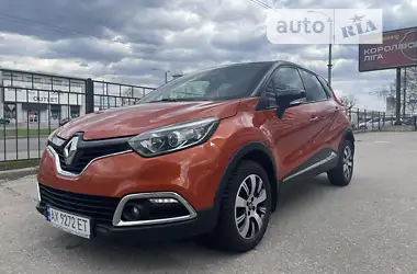 Renault Captur  2016 - пробег 117 тыс. км