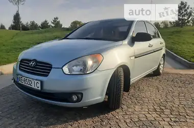 Hyundai Accent 2009 - пробіг 191 тис. км