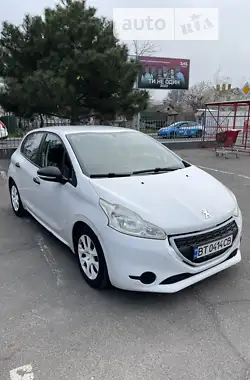 Peugeot 208 2013 - пробіг 238 тис. км