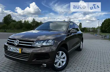 Volkswagen Touareg 2012 - пробег 180 тыс. км