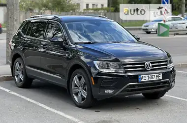 Volkswagen Tiguan 2020 - пробіг 61 тис. км