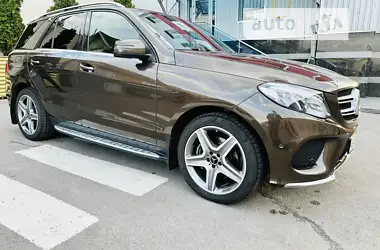 Mercedes-Benz GLE-Class 2015 - пробег 65 тыс. км