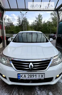 Renault Latitude 2011 - пробег 257 тыс. км