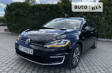 Volkswagen e-Golf 2017 - пробег 61 тыс. км