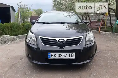 Toyota Avensis 2011 - пробіг 232 тис. км