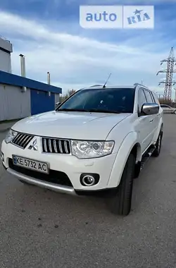 Mitsubishi Pajero Sport 2012 - пробег 135 тыс. км