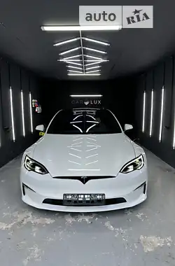 Tesla Model S 2022 - пробіг 17 тис. км