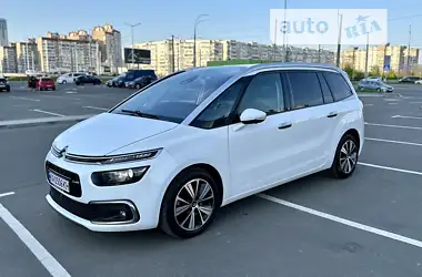 Citroen Grand C4 Picasso 2016 - пробег 296 тыс. км