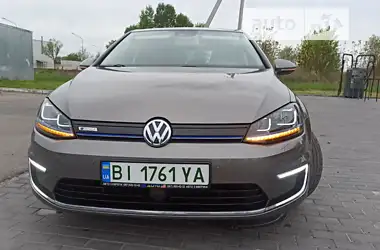 Volkswagen e-Golf 2015 - пробіг 131 тис. км