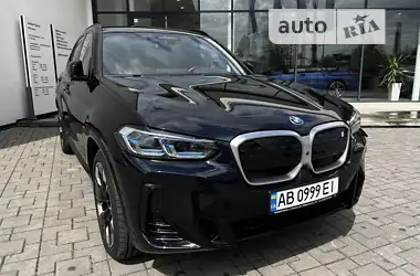 BMW iX3 2022 - пробіг 8 тис. км