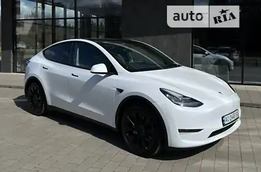 Tesla Model Y 2021 - пробег 59 тыс. км