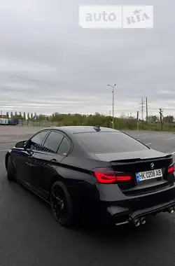 BMW 3 Series 2016 - пробег 120 тыс. км