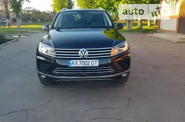 Volkswagen Touareg 2014 - пробег 40 тыс. км