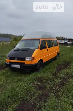 Volkswagen Transporter 1998 - пробіг 300 тис. км
