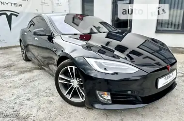 Tesla Model S  2017 - пробіг 116 тис. км