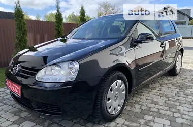 Volkswagen Golf 2005 - пробіг 133 тис. км