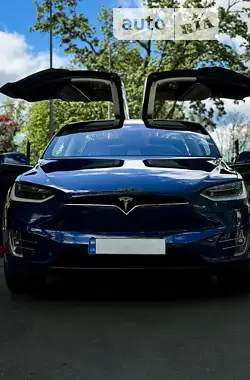 Tesla Model X  2016 - пробіг 145 тис. км